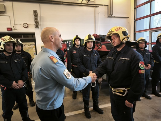 69e0d6a8873670.95039825