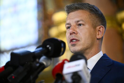 magyar Peter